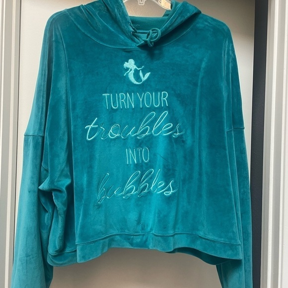 Disney loungewear Ariel “ Turn your troubles into bubbles” hoodie Size 3X - Picture 3 of 6